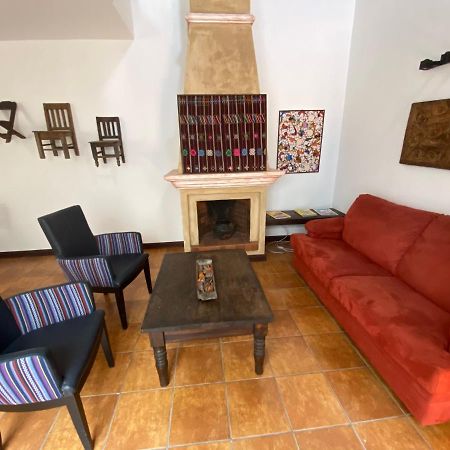 Suite Don Pedro: Hermoso Loft Con Parqueo Gratis! Antigua Εξωτερικό φωτογραφία