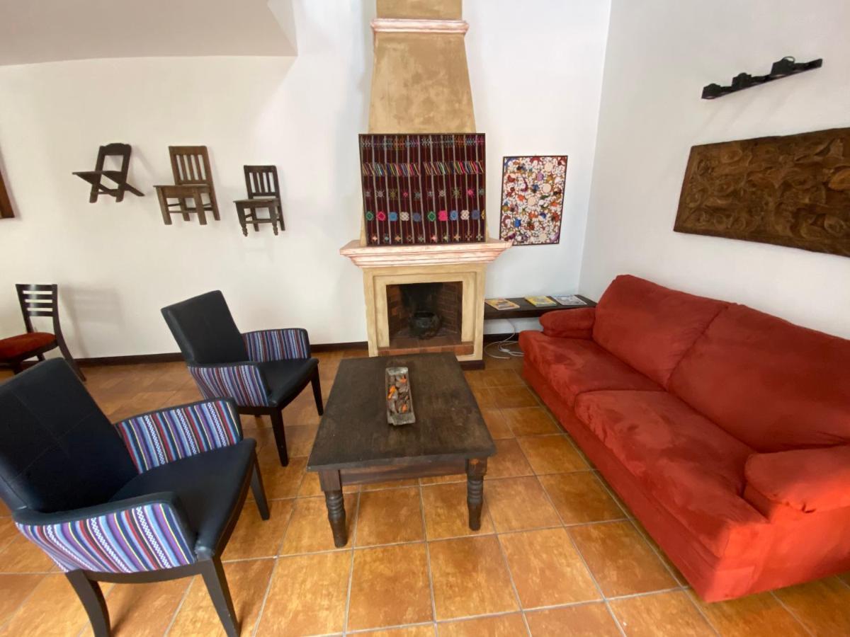 Suite Don Pedro: Hermoso Loft Con Parqueo Gratis! Antigua Εξωτερικό φωτογραφία
